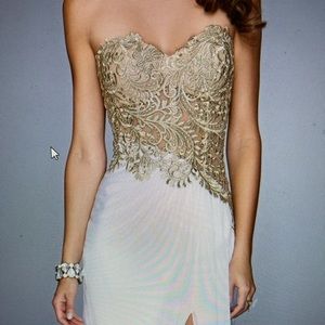 La Femme NWT strapless chiffon dress size 4